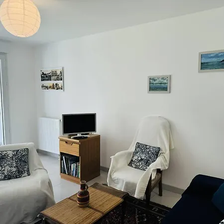 Apartment 3 Pieces 68m², Jardin Clos, 150m Plage, Wifi Saint-Pierre-Quiberon